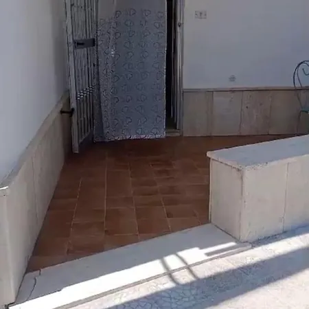 Holiday Home Apartment *